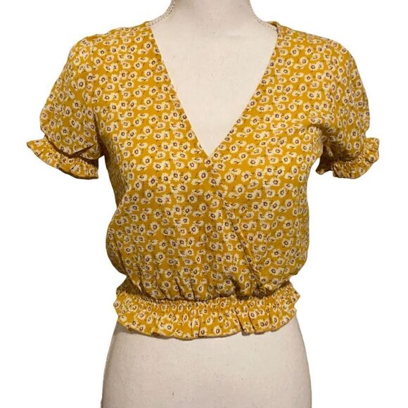 One Clothing Floral Crop Top - Picture 1 of 5